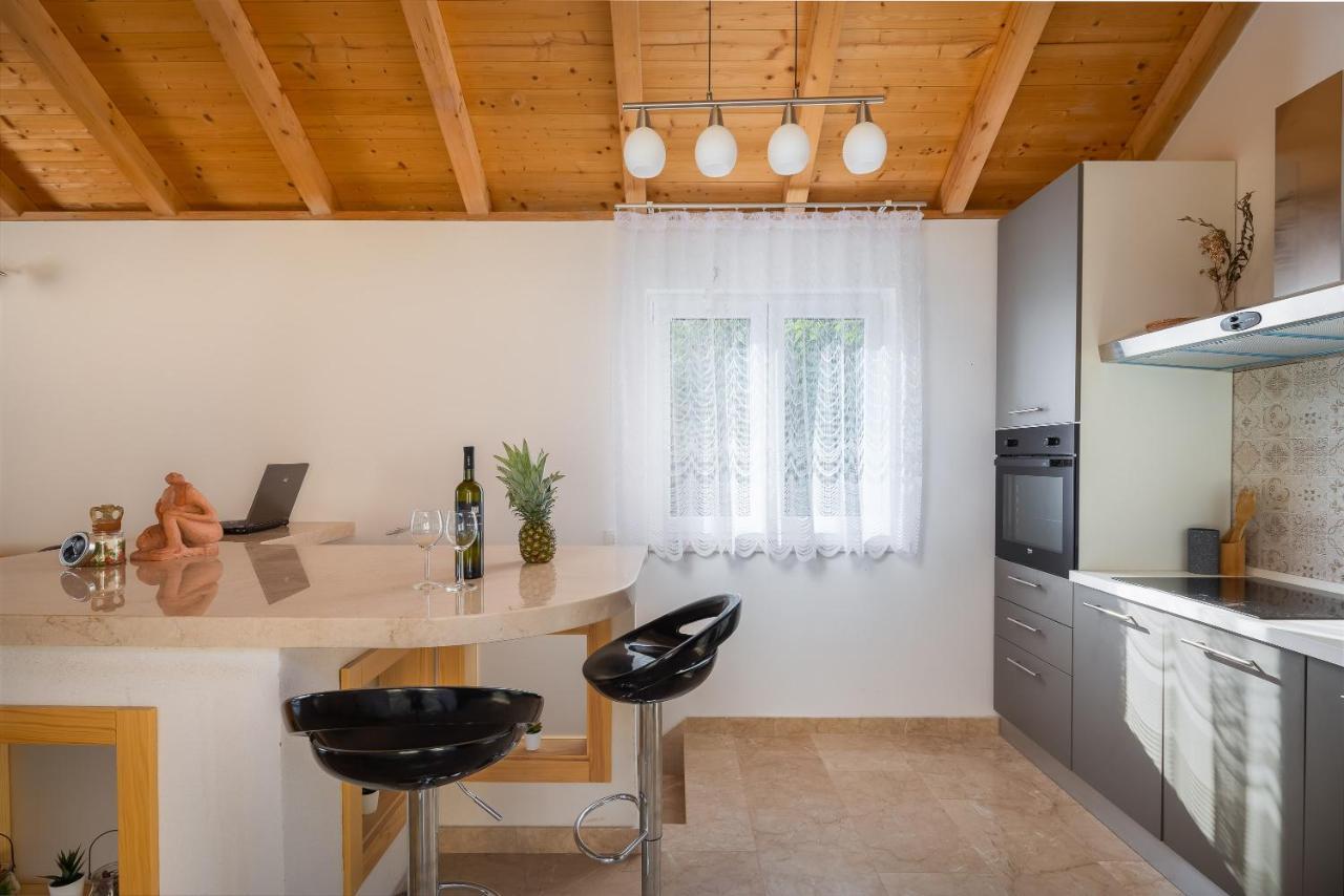 Villa Leoma With Heated Pool Marusici  Luaran gambar