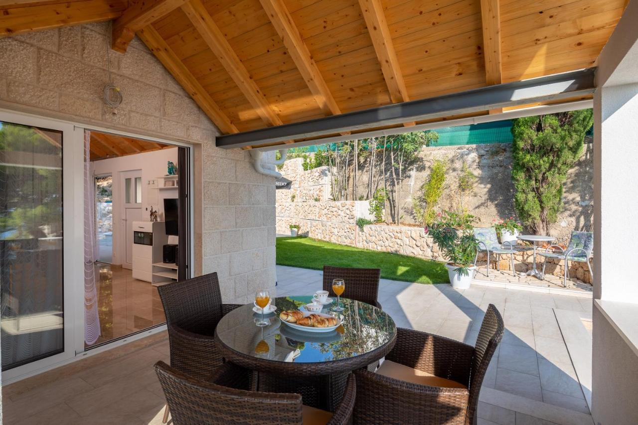 Villa Leoma With Heated Pool Marusici  Luaran gambar